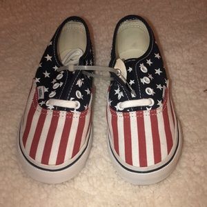 Vans size 9 Toddler US flag print